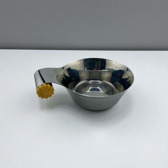 Vintage Chase Brass Art Deco Bakelite Chrome Serving Bow by Von Nessen 4 Inch - Picture 1 of 8